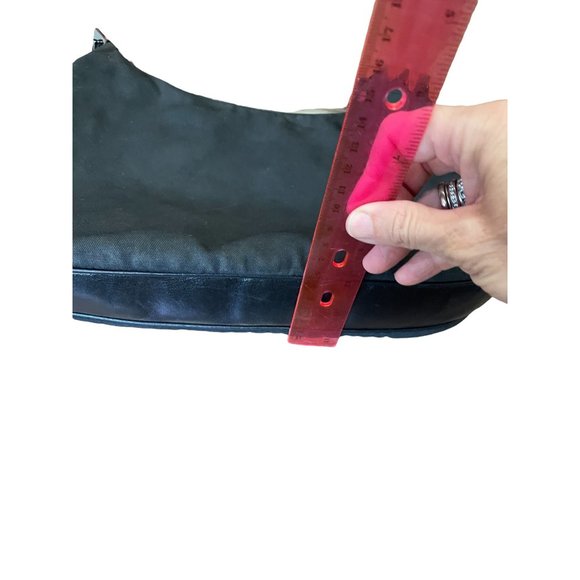 Gucci Black Nylon and Leather Shoulder Bag With G Clasp comes with COA - Picture 15 of 16